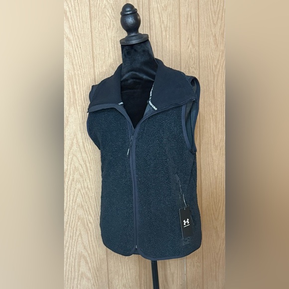 Under Armour Jackets & Blazers - Under Armour Midnight Black Mission  Vest